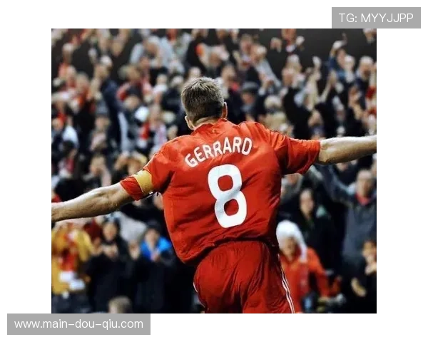 里昂锋线新援恩德里克首训亮相，球迷期待其提升进攻效率