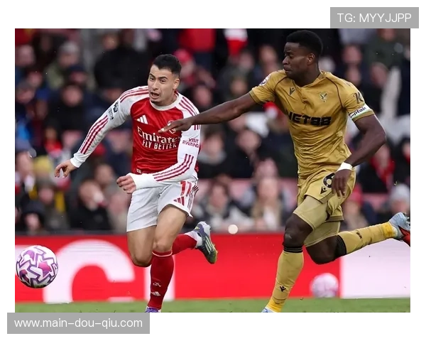 英超争冠与争四格局白热化，曼城紧追，利物浦掉队